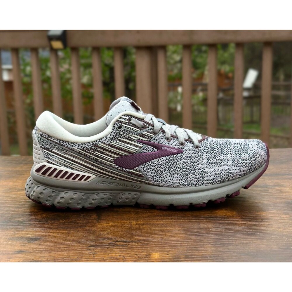 Brooks Adrenaline GTS 19 Womens 9.5 Gray Purple Running Shoes 1202841B061